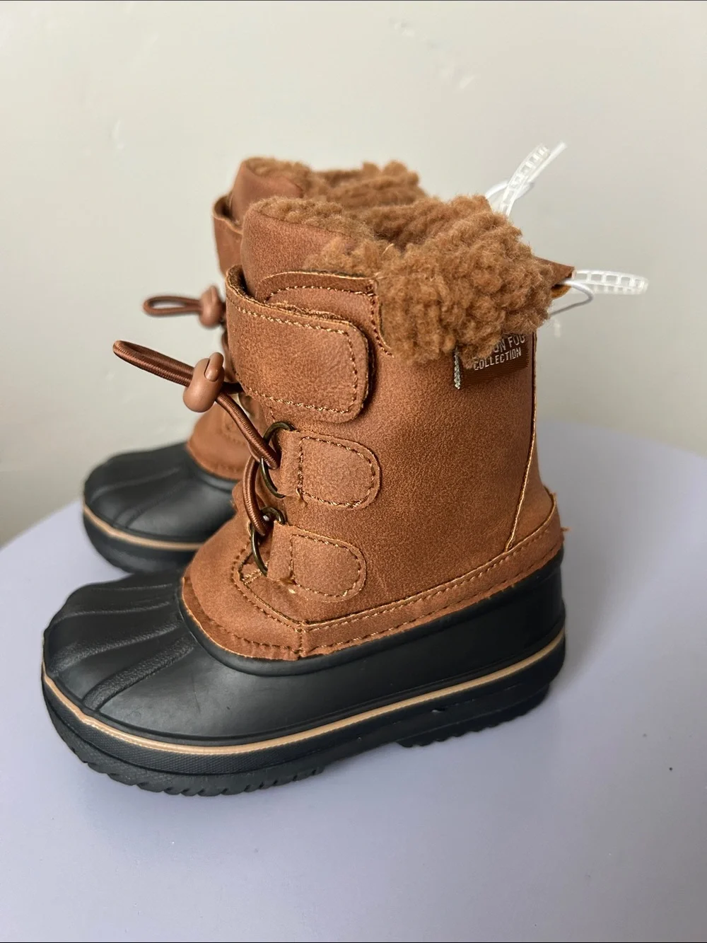 London Fog Collection Boys Brown Oxford Cold Weather Snow Boots Sz 5 and 6